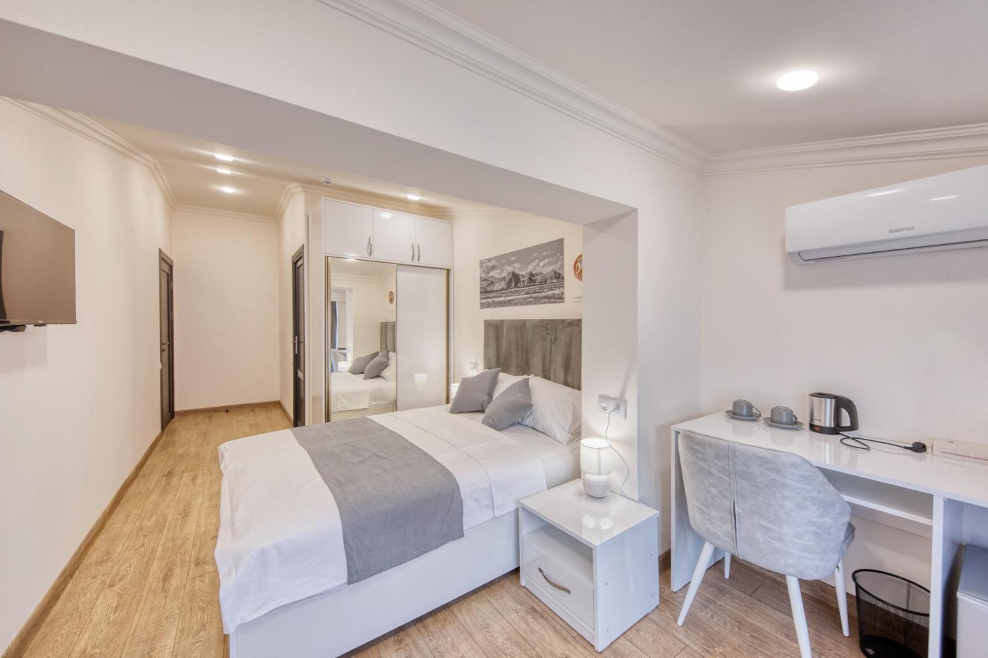 Maison Heritage Hotel Ереван Экстерьер фото