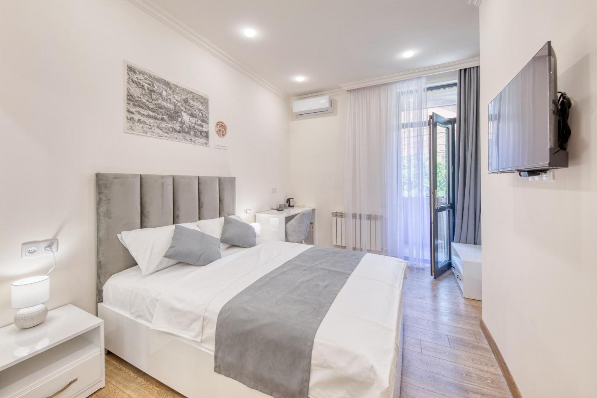 Maison Heritage Hotel Ереван Экстерьер фото